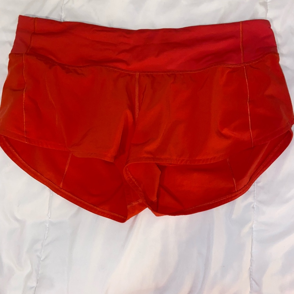 Red lululemon 2.5 inch speed up shorts